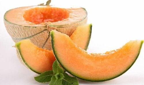 吃哈密瓜滋阴,夏日消暑养生佳品