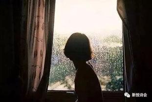 下雨吃瓜文案短句,一场别开生面的下雨吃瓜盛宴