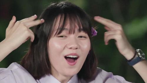 嘴巴吃瓜的女生,揭秘嘴巴吃瓜女生的独特魅力