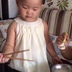 胖妞吃瓜头像,笑谈人间百态