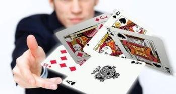 云兰吃瓜韩婧格打扑克,吃瓜打扑克，欢乐无限