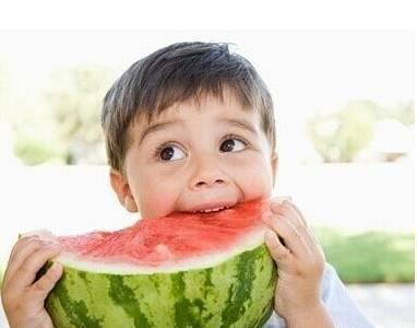 魏县带娃吃瓜,带娃吃瓜，共享夏日欢乐