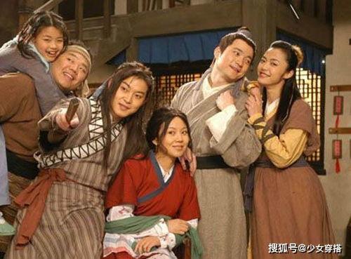 武林外传集体吃瓜,集体吃瓜，笑料横飞，揭秘江湖背后的秘密