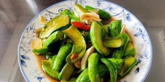 什么动物吃脆瓜,喜鹊美食之旅