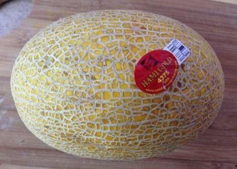 皮蛋跟哈密瓜能一起吃吗,健康搭配的饮食新选择