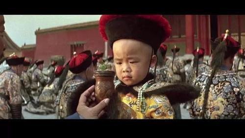 皇上吃赏赐瓜视频,宫廷生活尽显奢华