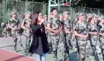 原版视频军训吃瓜,揭秘军训中的那些趣事与感动