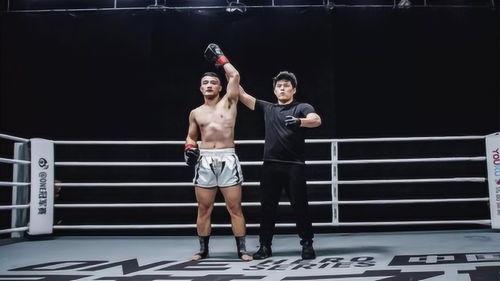 吃瓜拳击手,揭秘赛场背后的娱乐风云