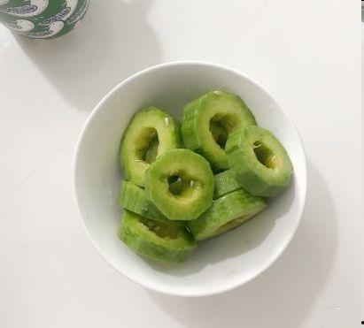 胃酸可以吃羊角瓜吗,羊角瓜的适宜食用探讨