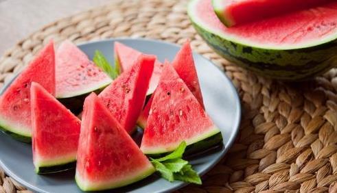 碰瓜吃的图片,一场视觉与味蕾的双重盛宴