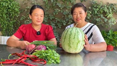 姐姐家吃瓜,揭秘家庭吃瓜背后的欢乐时光