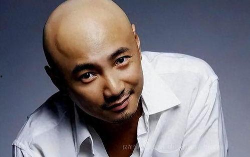 光头男吃瓜,揭秘娱乐圈幕后故事