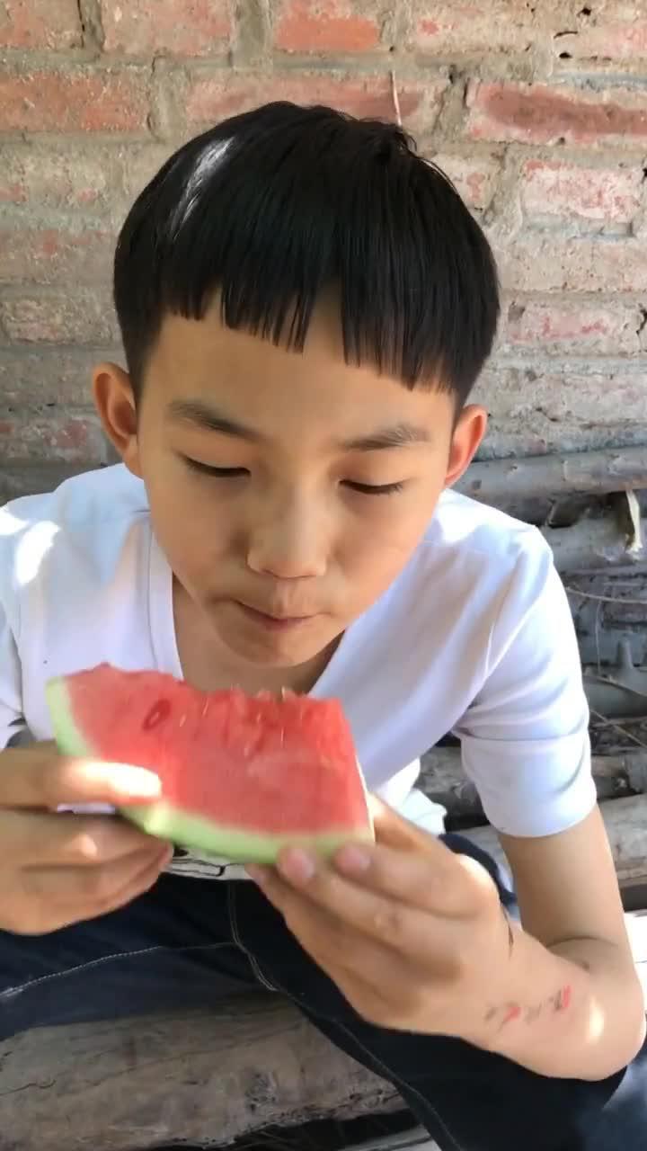 吃瓜班级男生,男生们的欢乐时光
